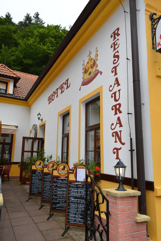 Hotel Koruna Karlštejn Екстериор снимка
